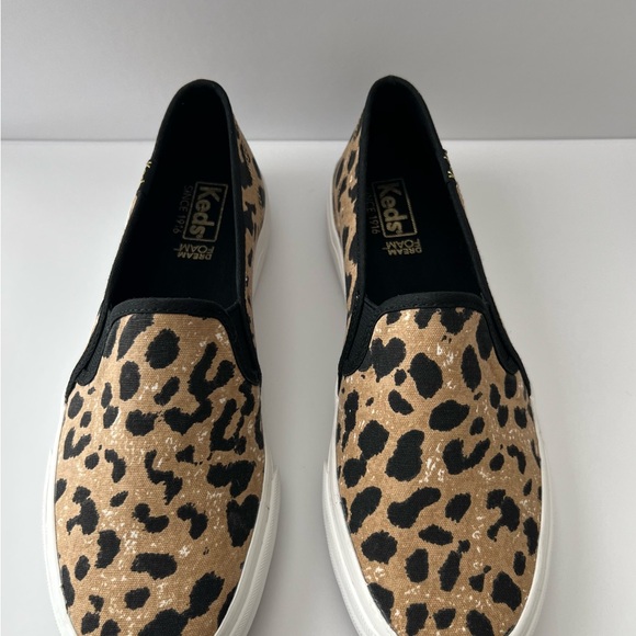 Keds Tan and Black Leopard Print Flats - Picture 14 of 15